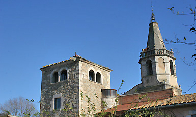 Mas Llorens i Església parroquial de Sant Cugat